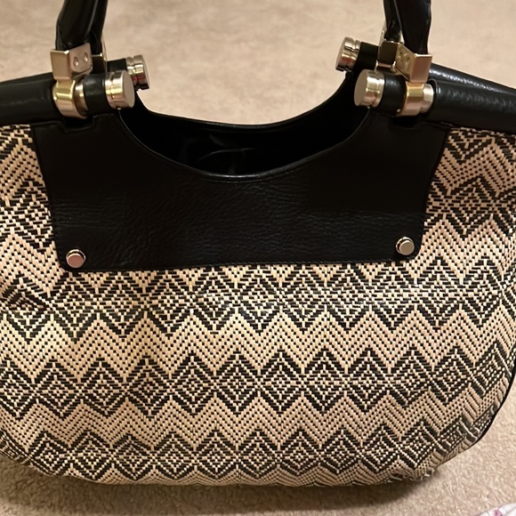 Banana Republic Authentic Woven bag with Leather and antique gold hardware. - Picture 3 of 5